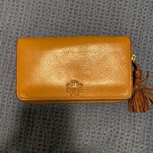 Tory Burch wallet